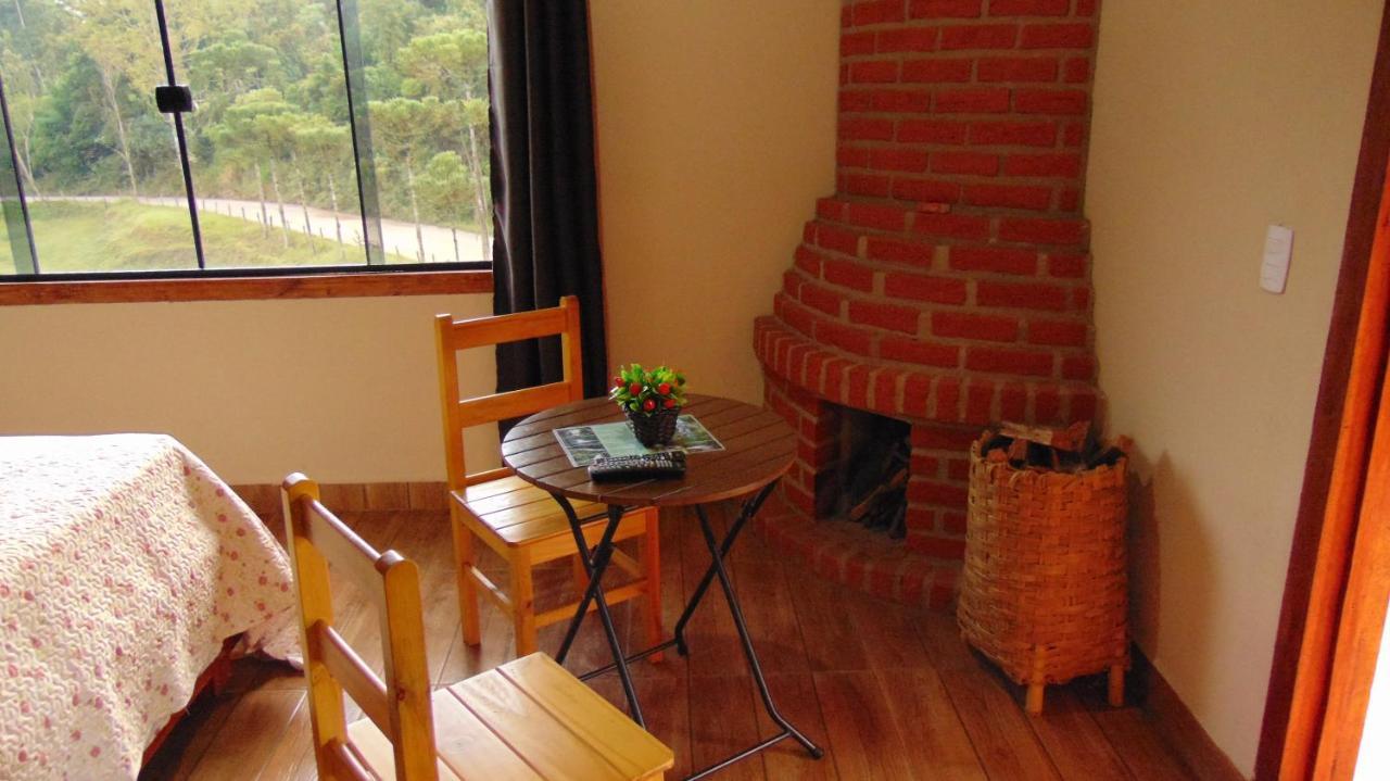 Leal Chale Lodge *